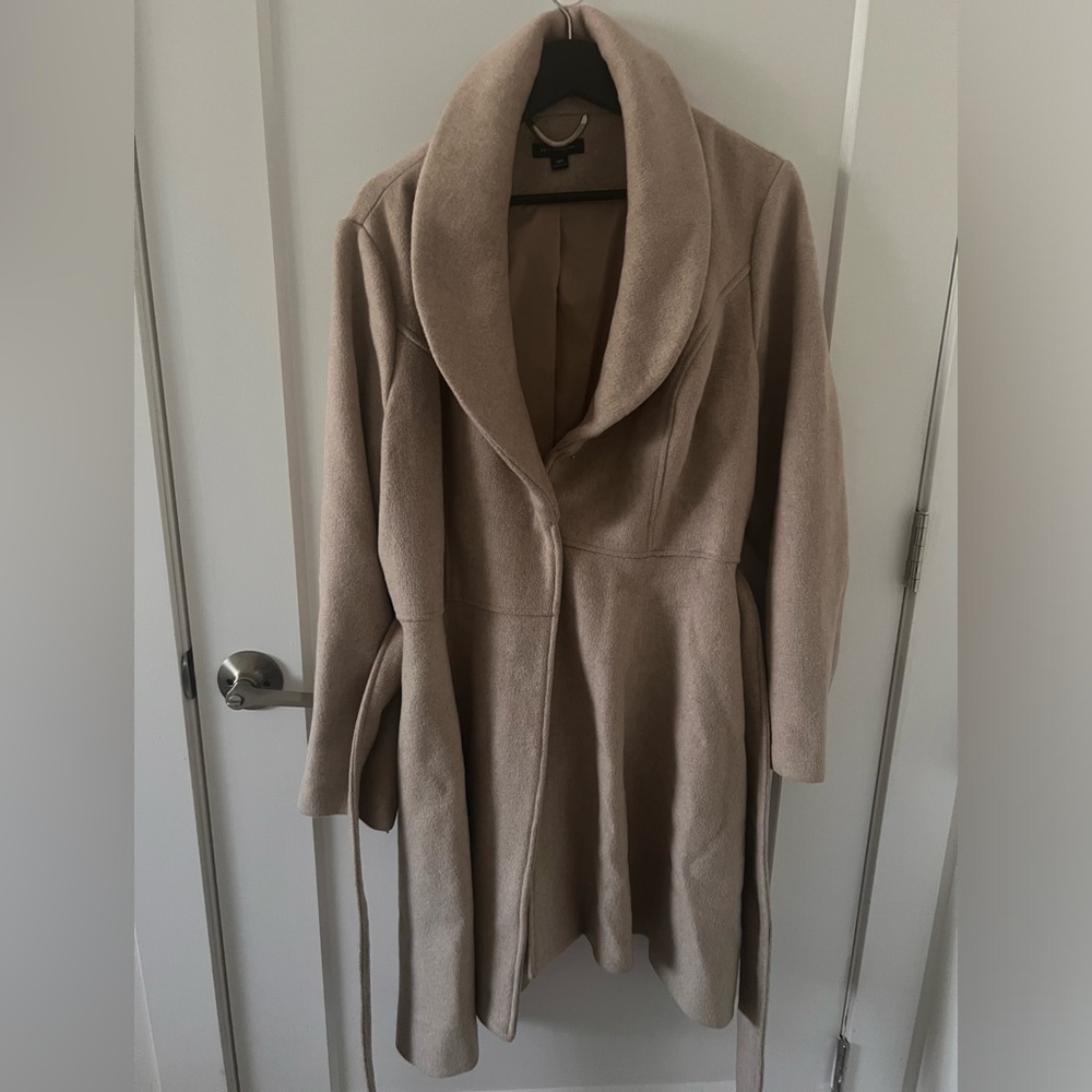 Like new H by Halston Beige Cream Belted Coat - 18W (Mint Condition)**
